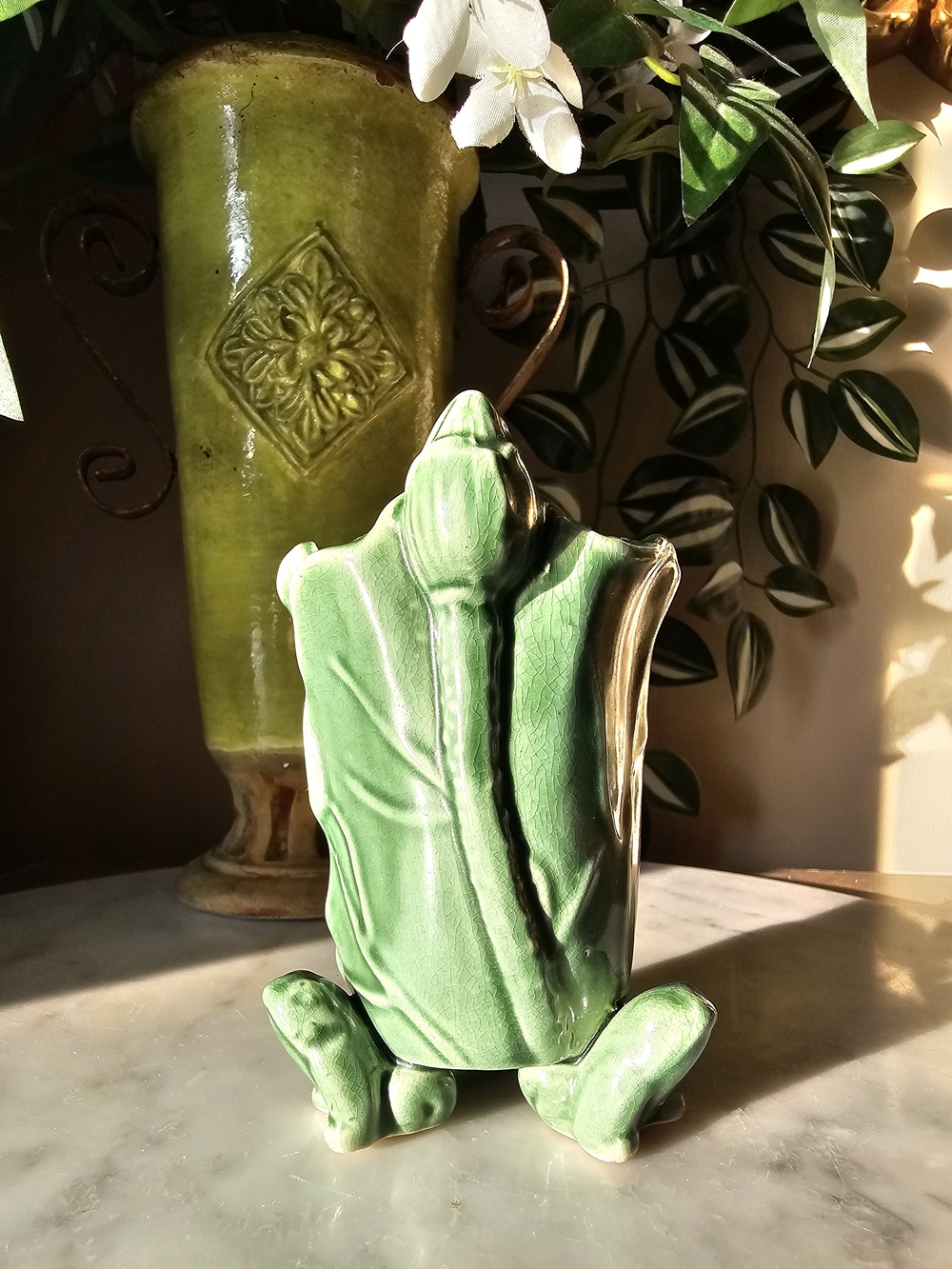 Vintage Style Ceramic Frog Footed Green Vase | Small